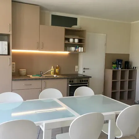 Senfbude - Schöne Und Ruhige Lounge Mit Bis 8 Schlafplätzen! *