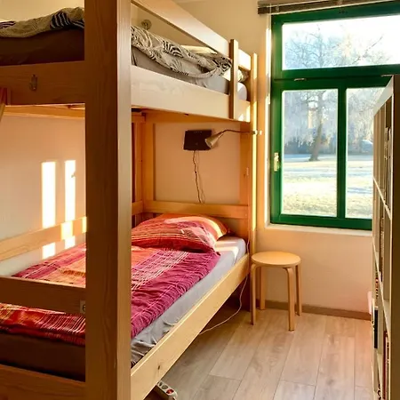 Senfbude - Schöne Und Ruhige Lounge Mit Bis 8 Schlafplätzen! * Leipzig